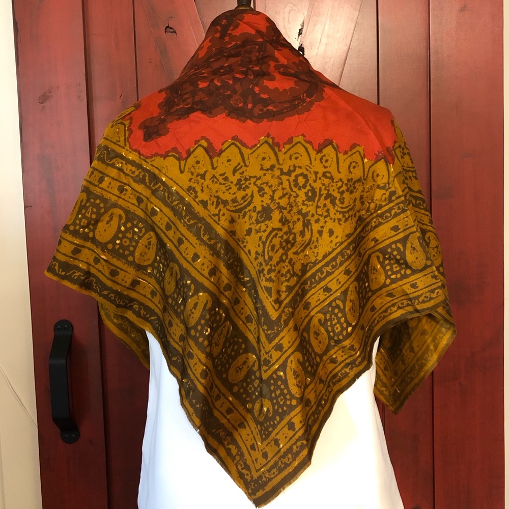 Stunning Vintage Christian Dior Silk Scarf - Picture 3 of 4